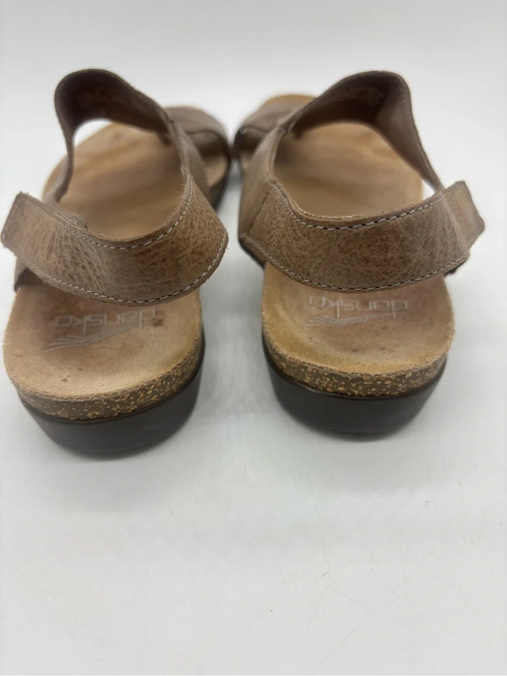Dansko Reece Brown Distressed Leather Toe Loop Slingback Sandals Womens 37 US 7 - Picture 4 of 9